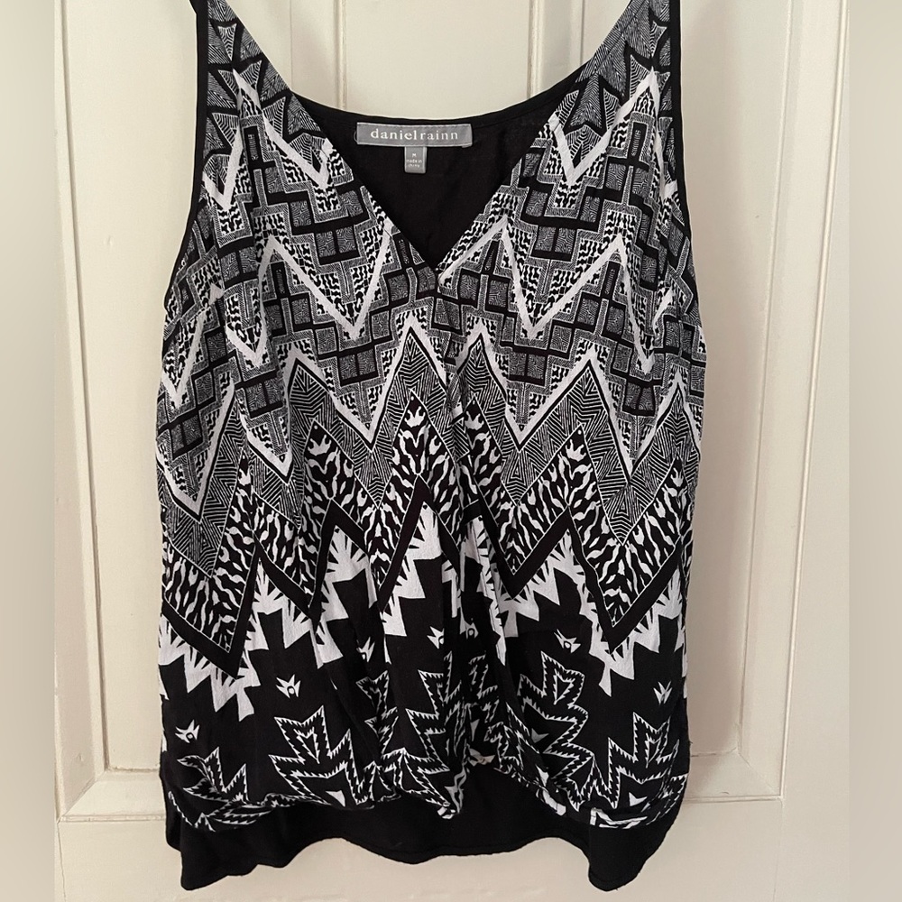 Daniel Rainn Summer Top